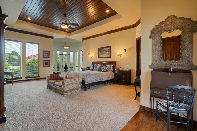 $825,000 | 2107 Plains Avenue, Hereford, TX 79045