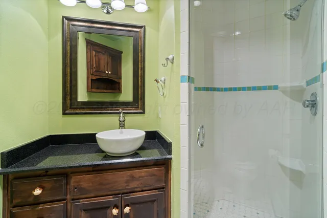 $825,000 | 2107 Plains Avenue, Hereford, TX 79045