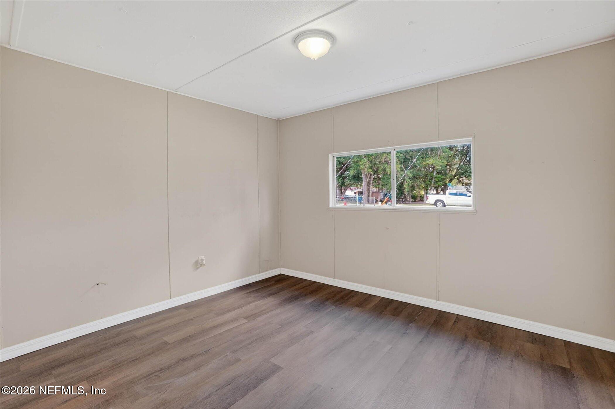 160 Southwest 9th Avenue Lake Butler, FL 32054 - Photo 22 of 42 20-160-SW-9th-Ave-WindowStill-Photograph