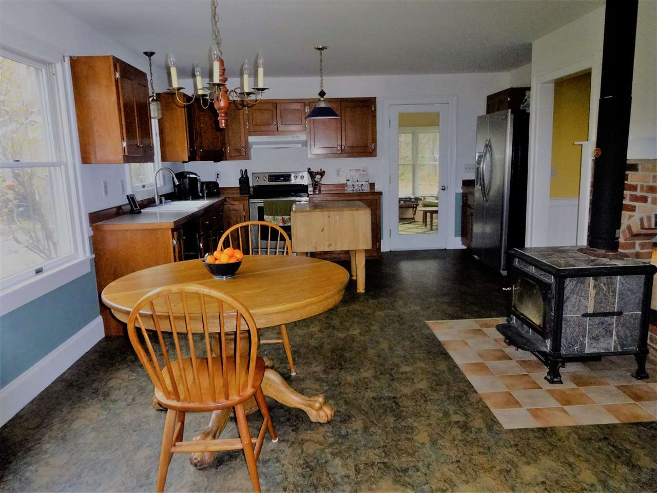 710 Hurricane Road Keene, NH 03431 - Photo 5 of 16