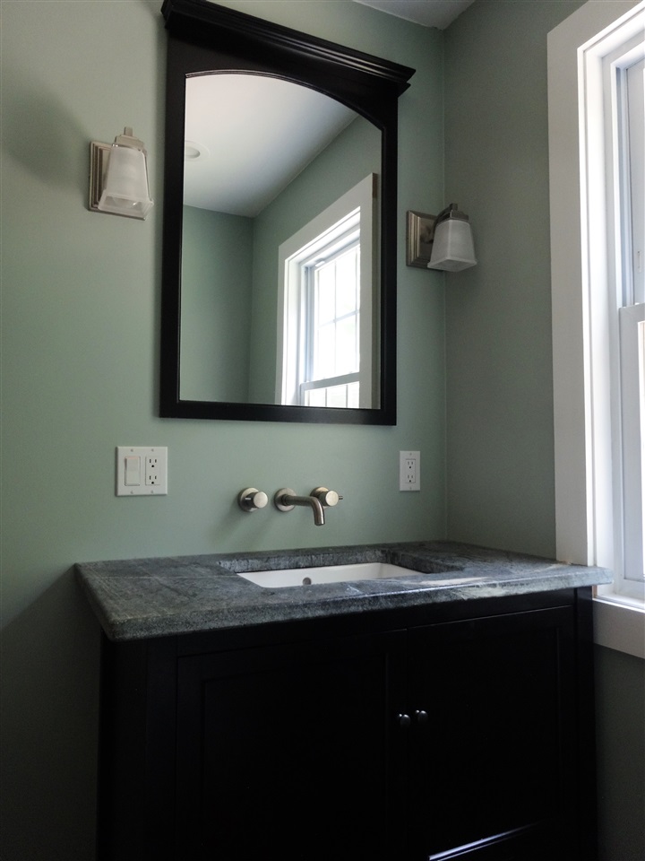 710 Hurricane Road Keene, NH 03431 - Photo 9 of 16
