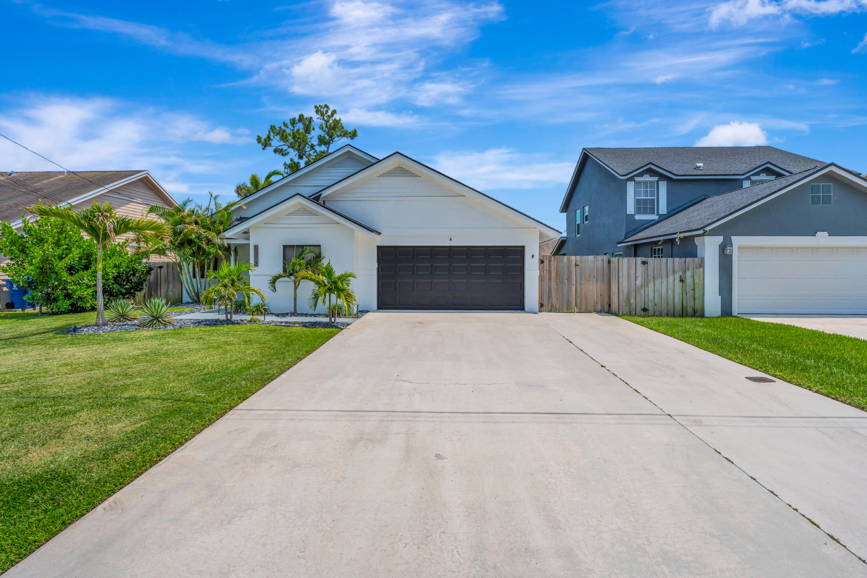 6312 Michael Street Jupiter, FL 33458 - Photo 3 of 66 _MLP0475