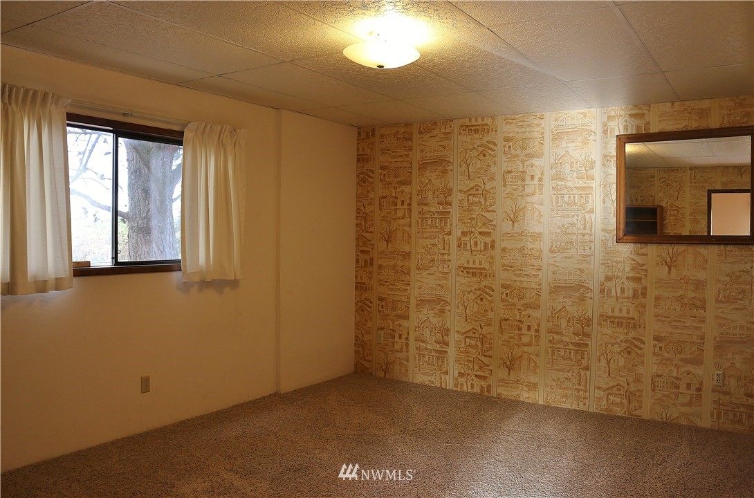 8539 Weidkamp Road Lynden, WA 98264 - Photo 13 of 25