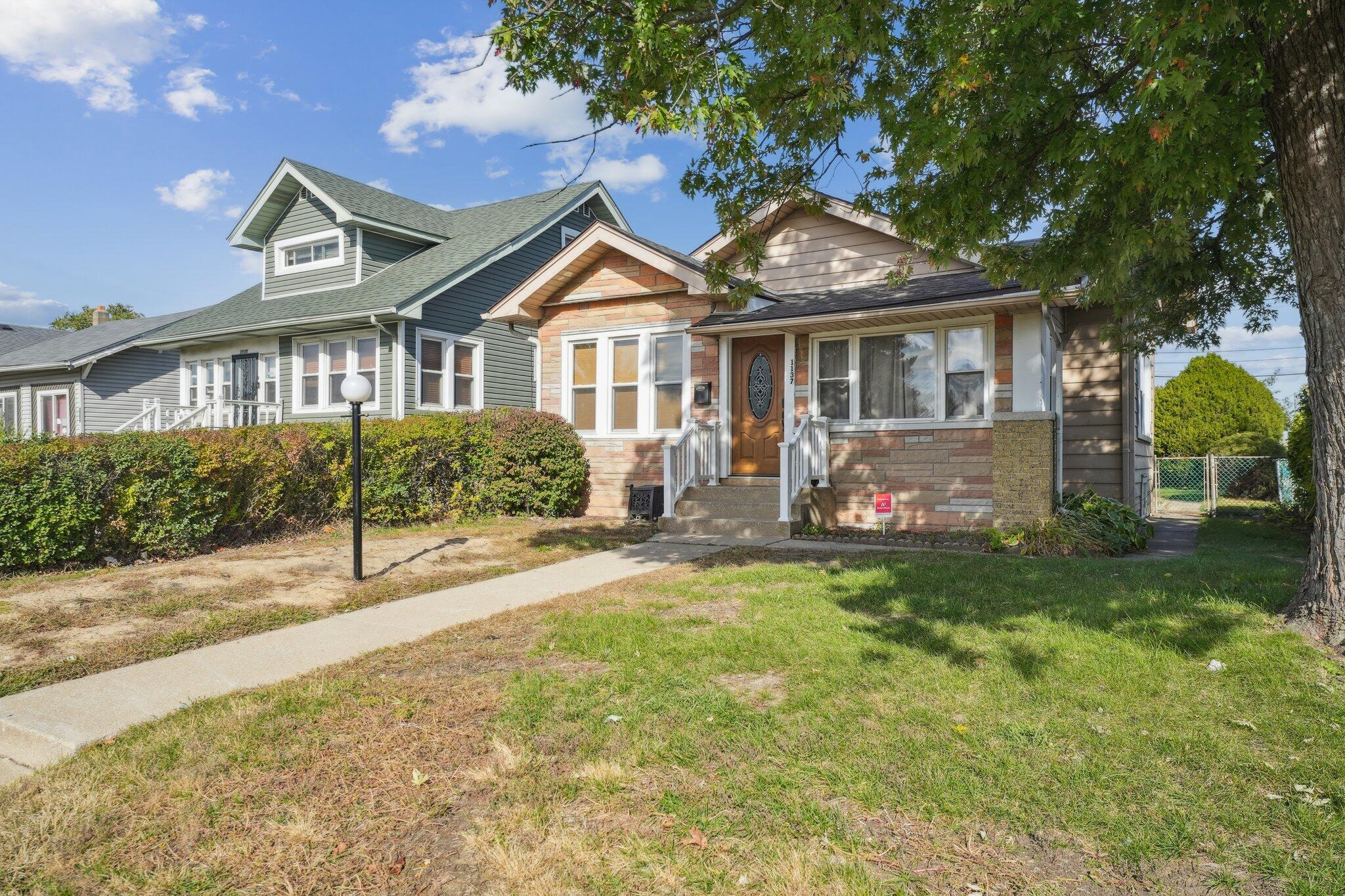 1137 Lyons Street Hammond, IN 46320 - Photo 1 of 28 2048x1365