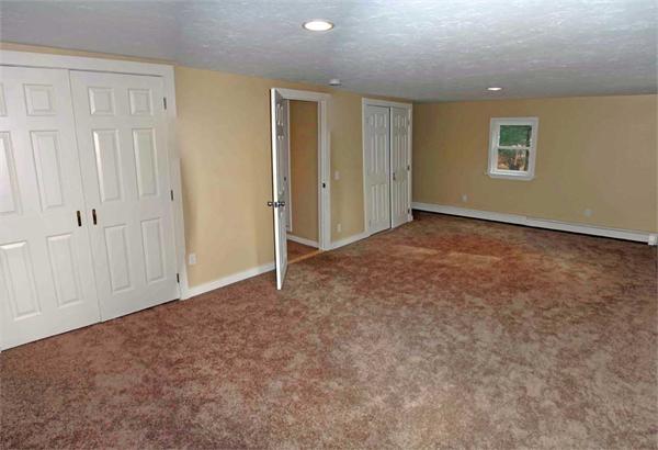 20 Snow Road Grafton, MA 01536 - Photo 7 of 12 Gallery Image 7