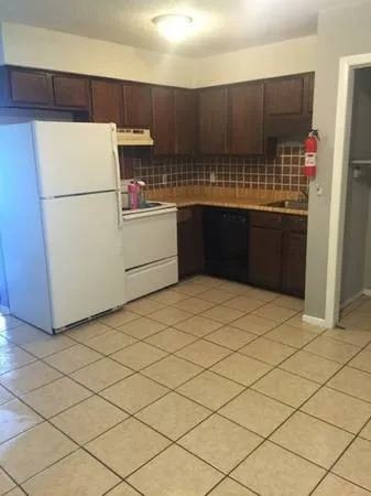 a view of utility room