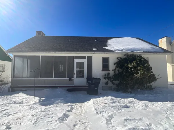 $1,750 | 7 Dervend Circle, Unit 7, Matamoras, PA 18336