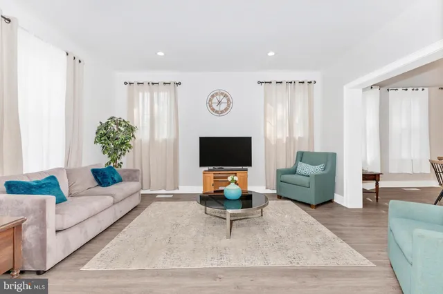 $395,000 | 2505 Hamilton Avenue, Baltimore, MD 21214