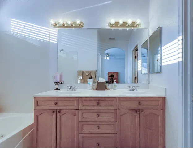 $544,900 | 736 Jacob Way, Oakdale, CA 95361