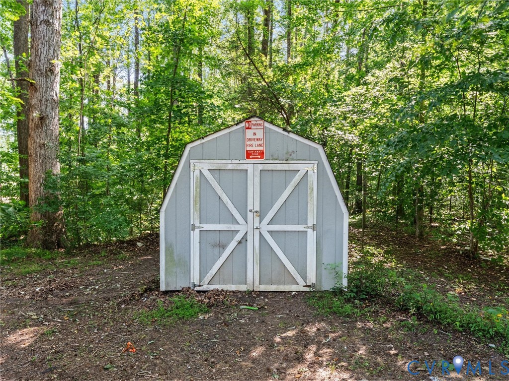 2305 Mosby Road Powhatan, VA 23139 - Photo 34 of 37