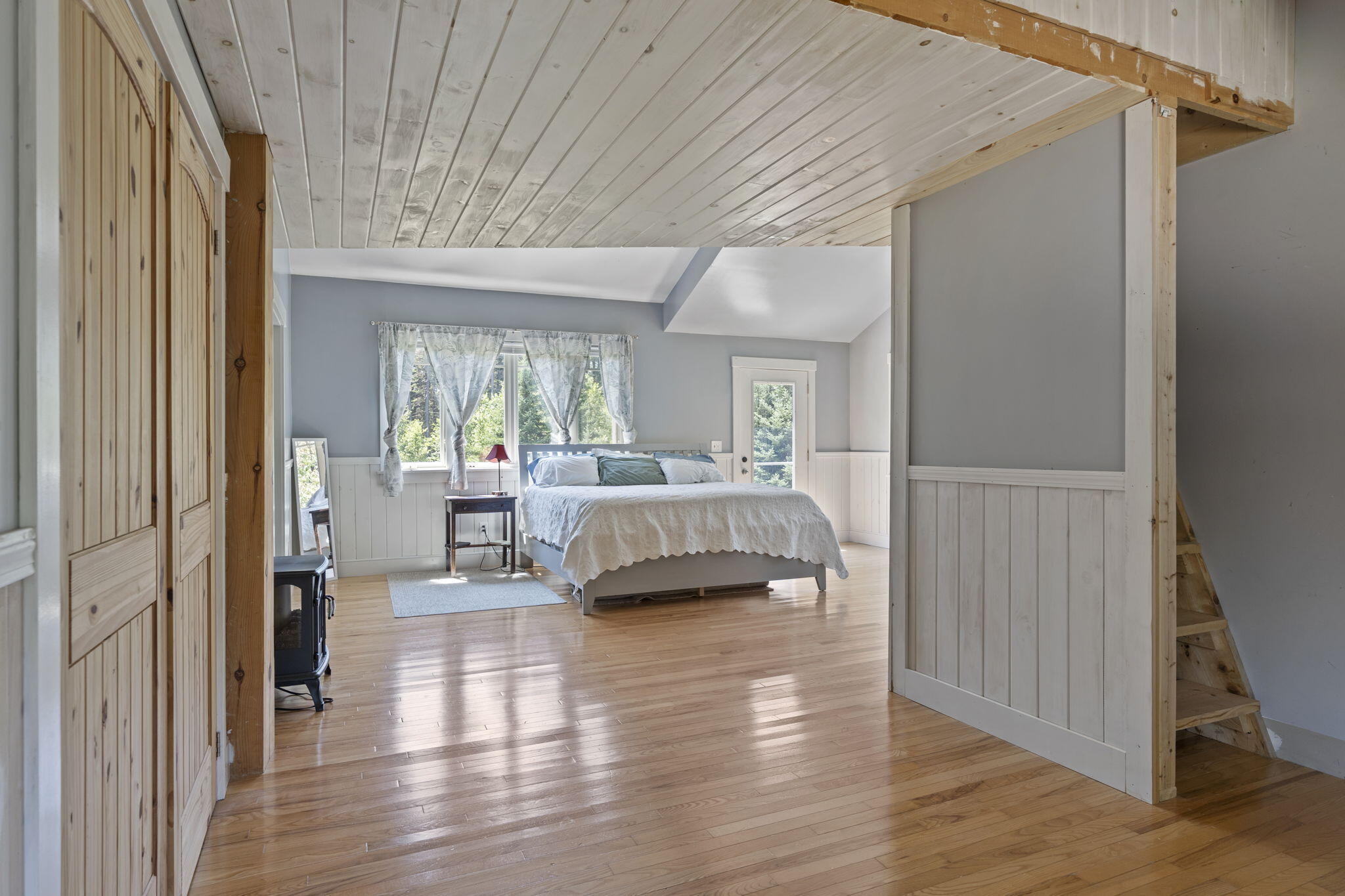 19 Littlefield Road Chebeague Island, ME 04017 - Photo 17 of 40 Primary bedroom