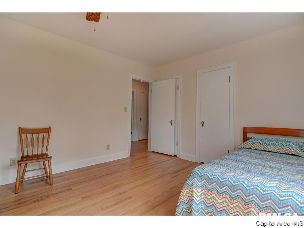 42 North Fox Mill Lane Springfield, IL 62712 - Photo 21 of 36 Gallery Image 21