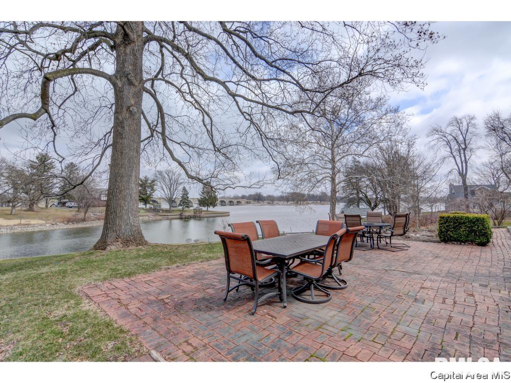 42 North Fox Mill Lane Springfield, IL 62712 - Photo 29 of 36 Gallery Image 29