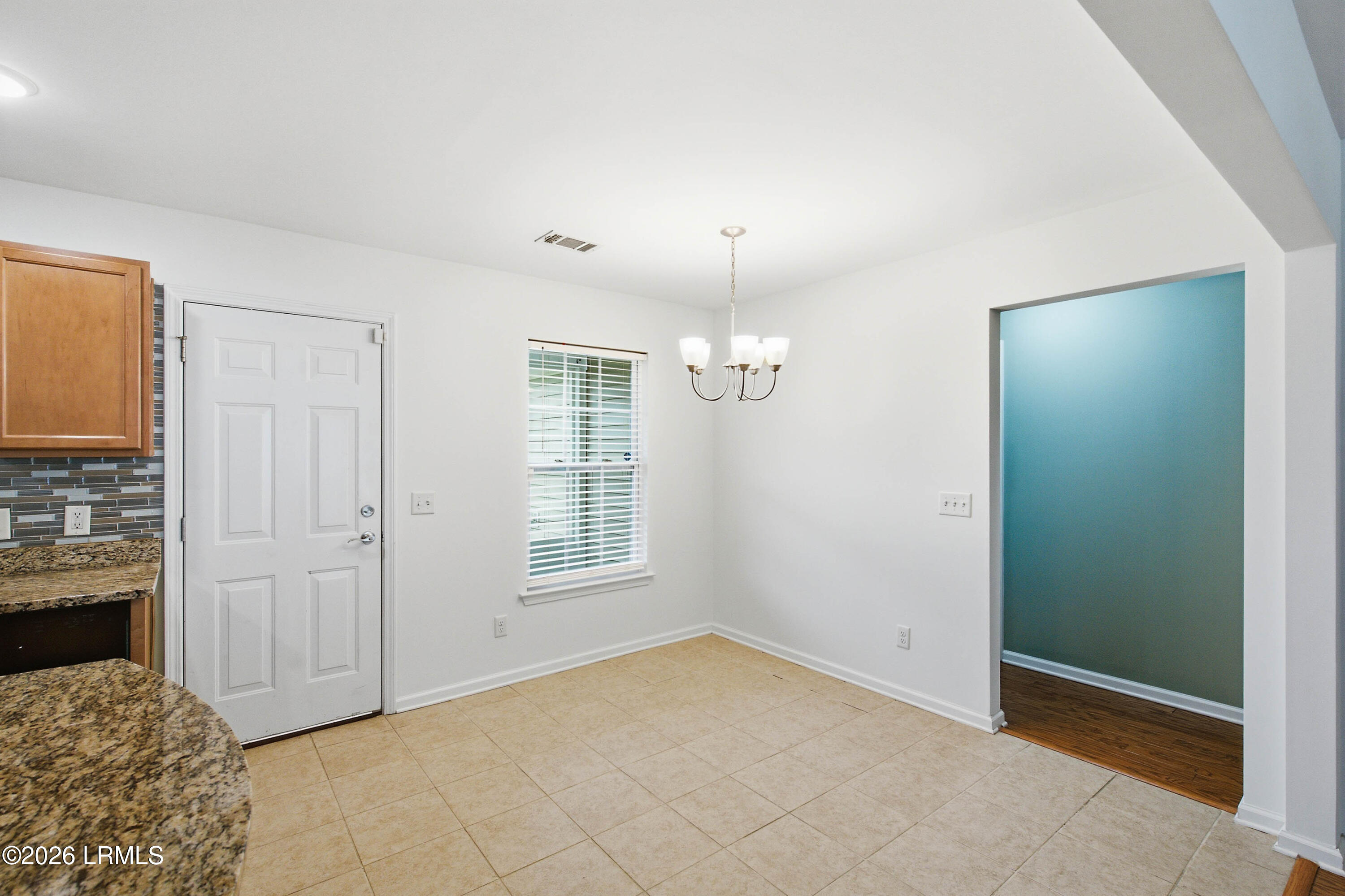 464 Ridgeland Lakes Drive Ridgeland, SC 29936 - Photo 14 of 43 464 Ridgeland Lakes-17