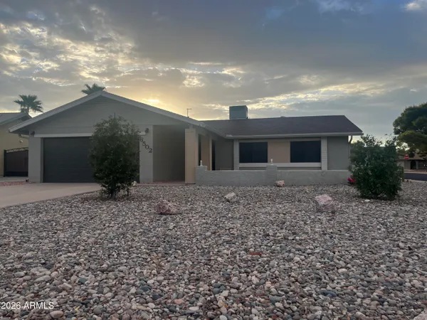 $1,650 | 6502 West Mercer Lane, Glendale, AZ 85304