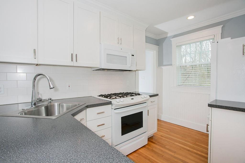 9 Alvin Road Plymouth, MA 02360 - Photo 15 of 40