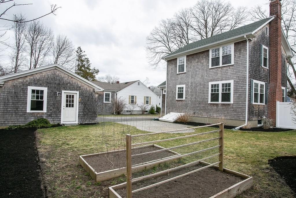 9 Alvin Road Plymouth, MA 02360 - Photo 5 of 40
