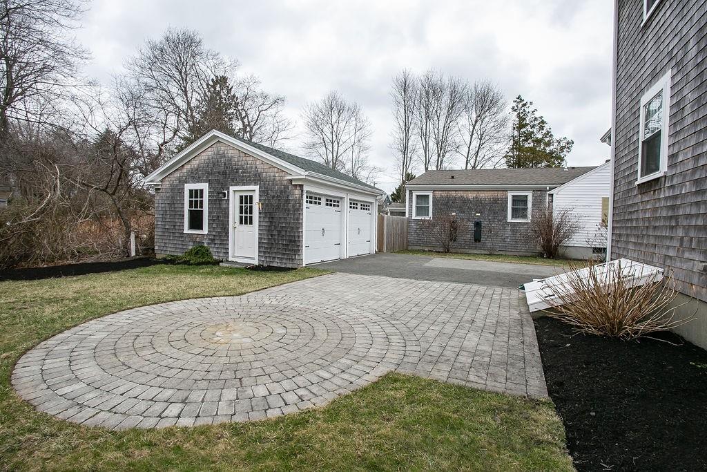 9 Alvin Road Plymouth, MA 02360 - Photo 7 of 40