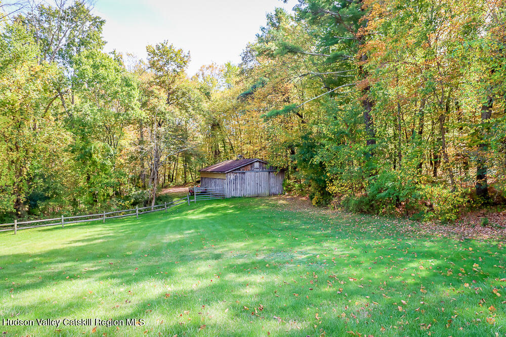74 Habeck Road Ghent, NY 12075 - Photo 4 of 31 IMG_9157