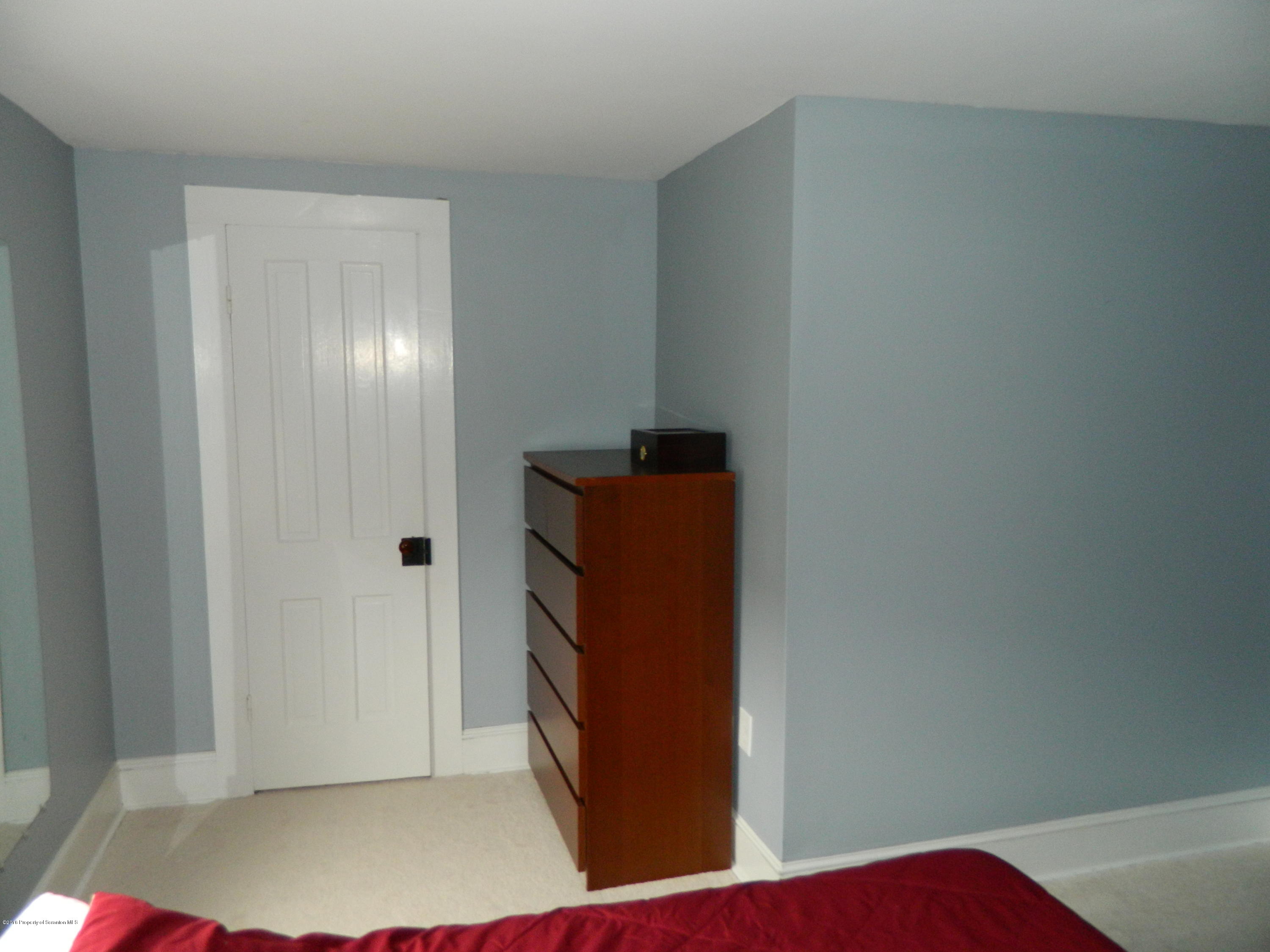315 Layton Road Clarks Summit, PA 18411 - Photo 9 of 21 Gallery Image 9