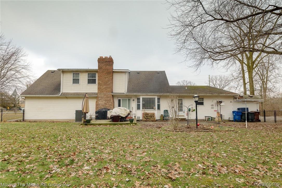 13533 Briar Hill Road Carleton, MI 48117 - Photo 55 of 62 13533_briar_hill-57.jpg