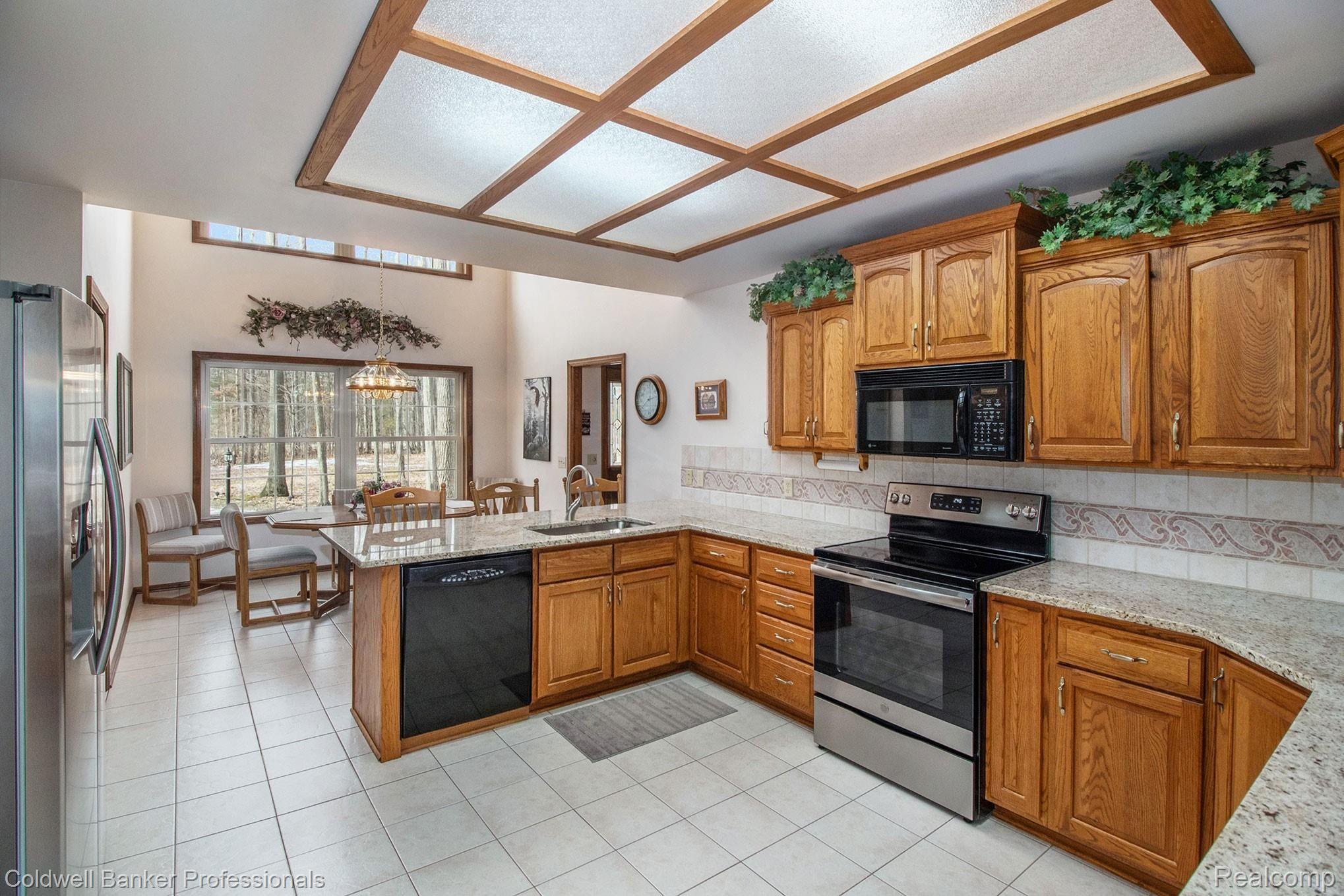 3482 McCormick Road Lapeer, MI 48446 - Photo 7 of 25 Kitchen