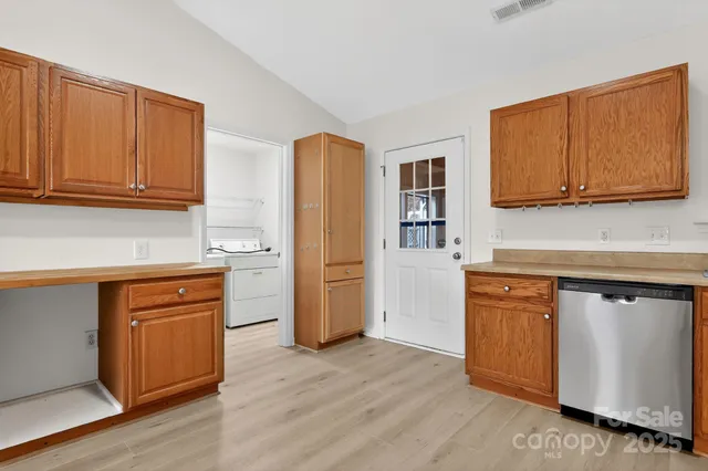 $254,000 | 768 Cannonsburg Drive, Duncan, SC 29334