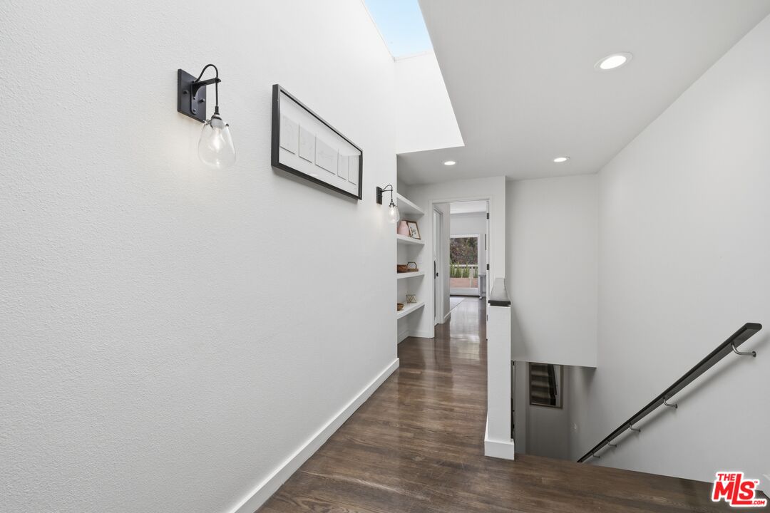 650 Harbor Street, Unit 4 Venice, CA 90291 - Photo 28 of 39