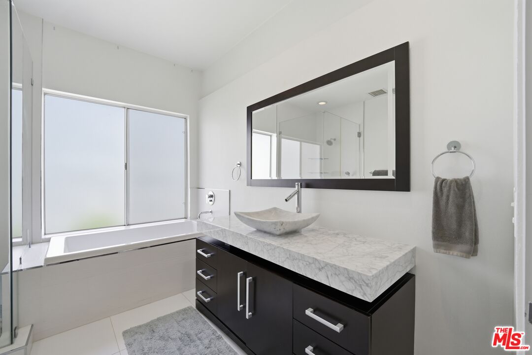650 Harbor Street, Unit 4 Venice, CA 90291 - Photo 31 of 39