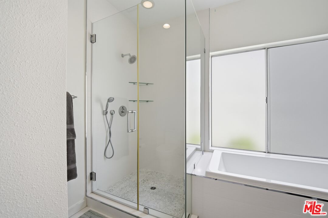 650 Harbor Street, Unit 4 Venice, CA 90291 - Photo 32 of 39