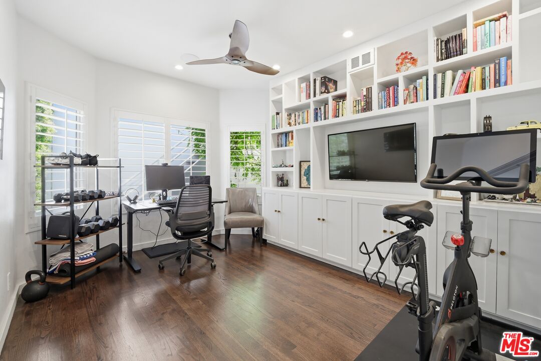 650 Harbor Street, Unit 4 Venice, CA 90291 - Photo 9 of 39