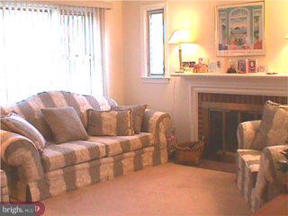 461 Colfax Road Havertown, PA 19083 - Photo 3 of 6