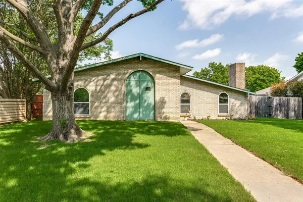 $420,000 | 1525 Cherokee Trail, Plano, TX 75023