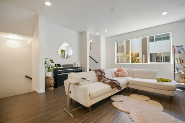 $1,080,000 | 323 Flinder Place, San Jose, CA 95123