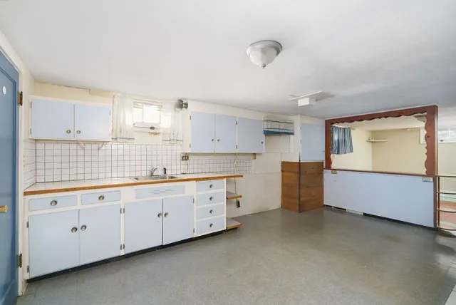 $385,000 | 406 South Van Marter Road, Spokane Valley, WA 99206