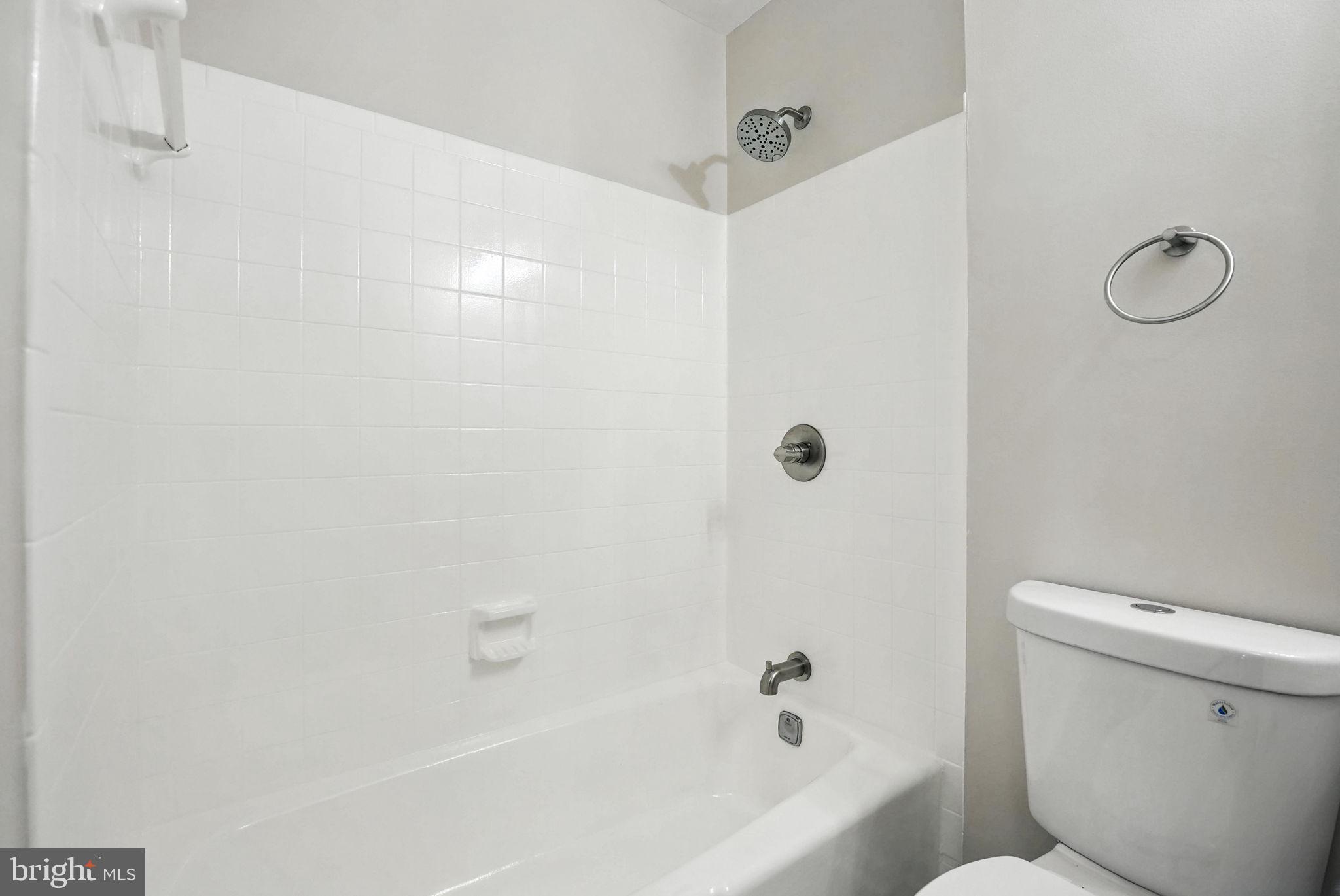 3028 Seminole Road Woodbridge, VA 22192 - Photo 14 of 30 Fantastic newly renovated bathroom