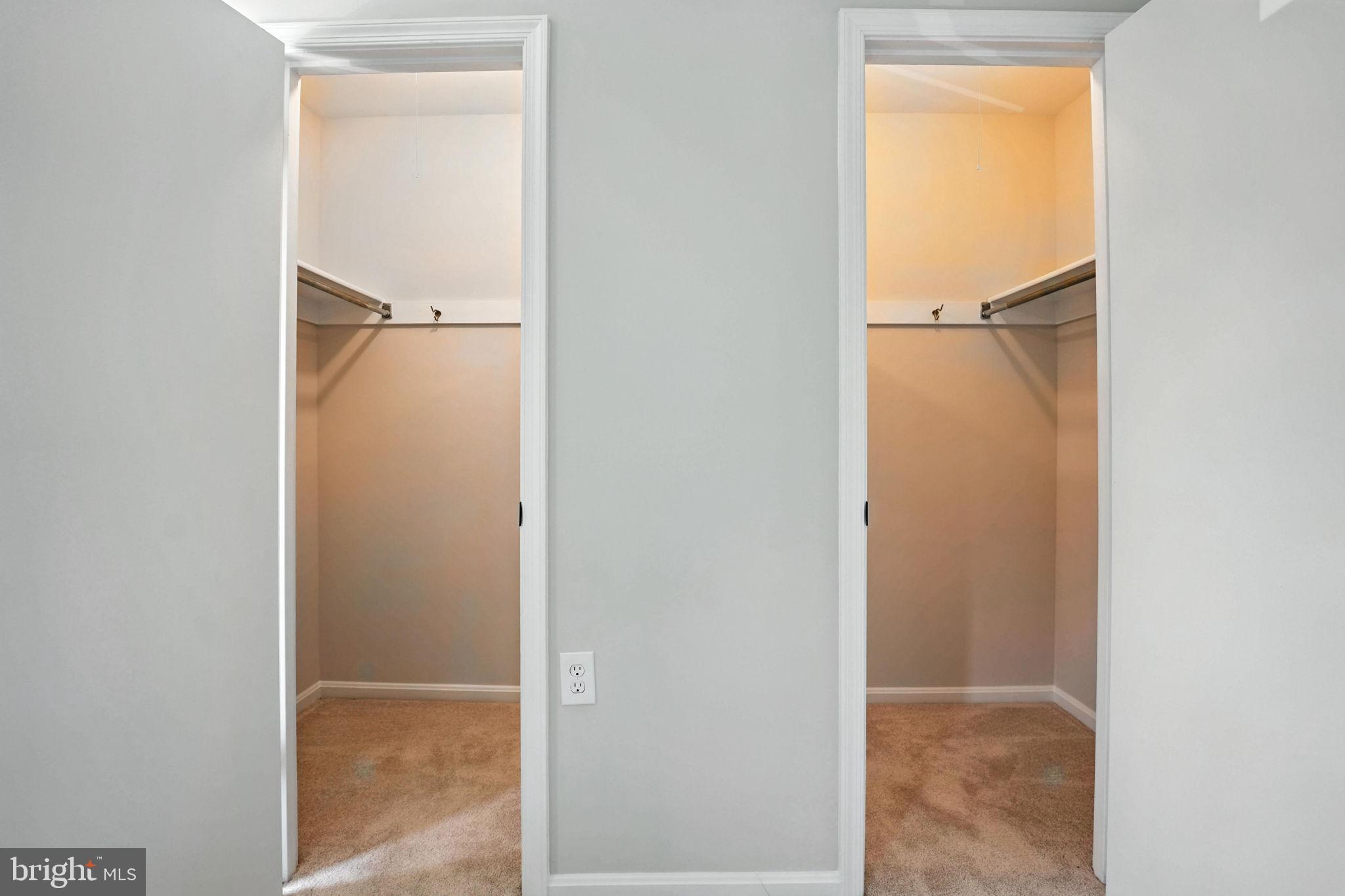 3028 Seminole Road Woodbridge, VA 22192 - Photo 17 of 30 Dual closet access in primary
