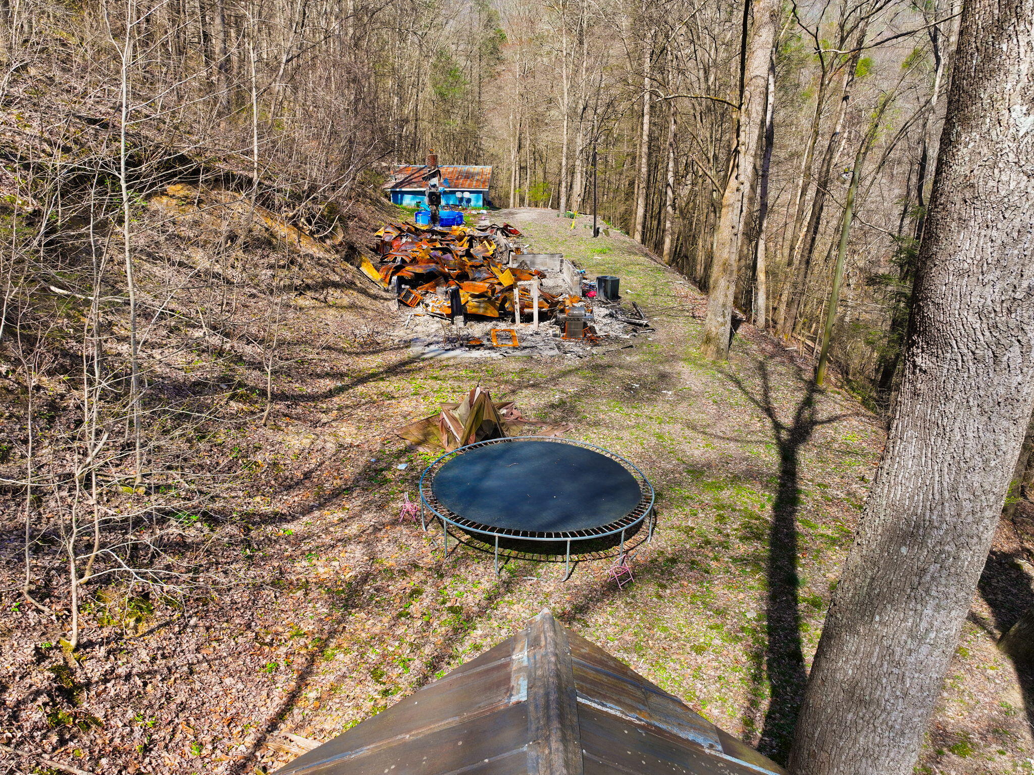1197 Beans Fork Road Middlesboro, KY 40965 - Photo 20 of 28