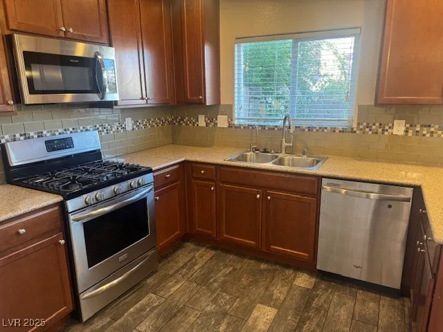 $428,000 | 8320 Wuthering Heights Avenue, Las Vegas, NV 89113