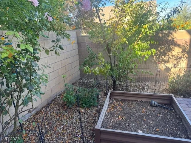 $428,000 | 8320 Wuthering Heights Avenue, Las Vegas, NV 89113