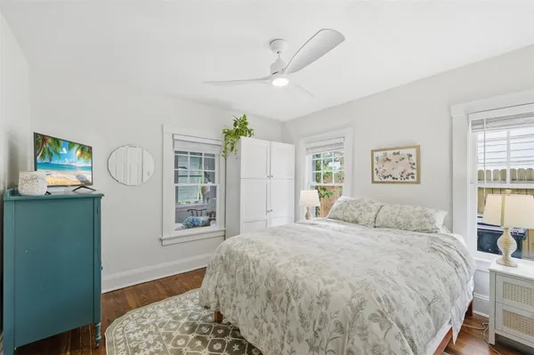 $5,400 | 117 South Palmway, Lake Worth Beach, FL 33460