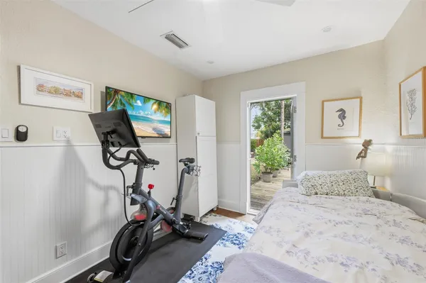 $5,400 | 117 South Palmway, Lake Worth Beach, FL 33460