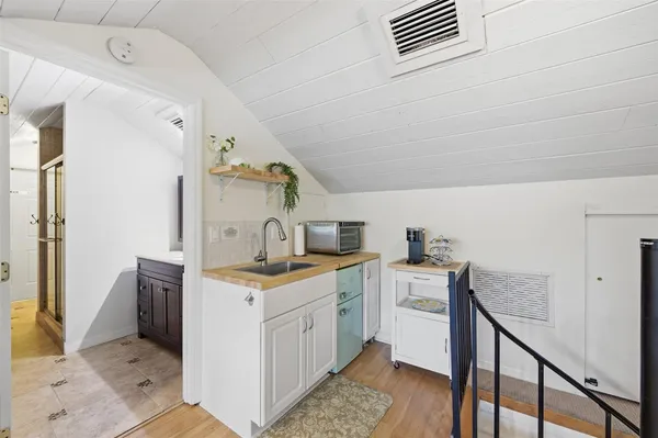 $5,400 | 117 South Palmway, Lake Worth Beach, FL 33460