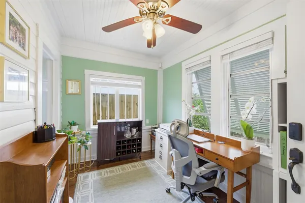 $5,400 | 117 South Palmway, Lake Worth Beach, FL 33460