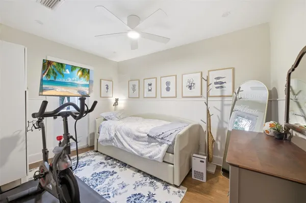 $5,400 | 117 South Palmway, Lake Worth Beach, FL 33460