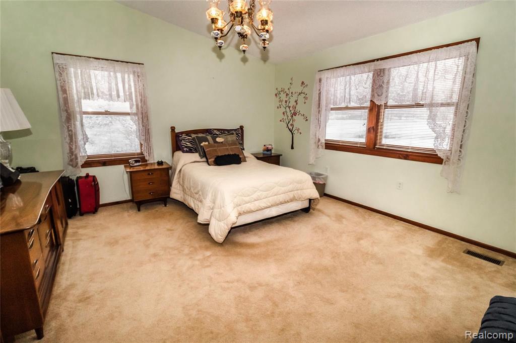 4826 Sutton Road Dryden, MI 48428 - Photo 16 of 95