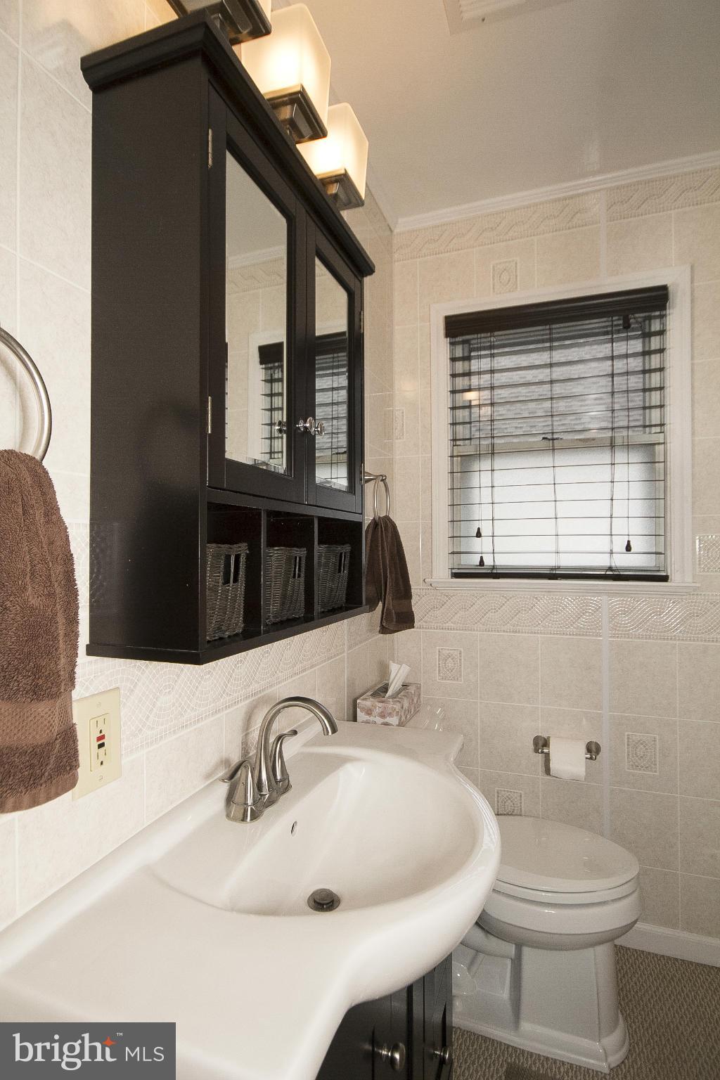 2724 Glendale Road Baltimore, MD 21234 - Photo 13 of 23 Bath