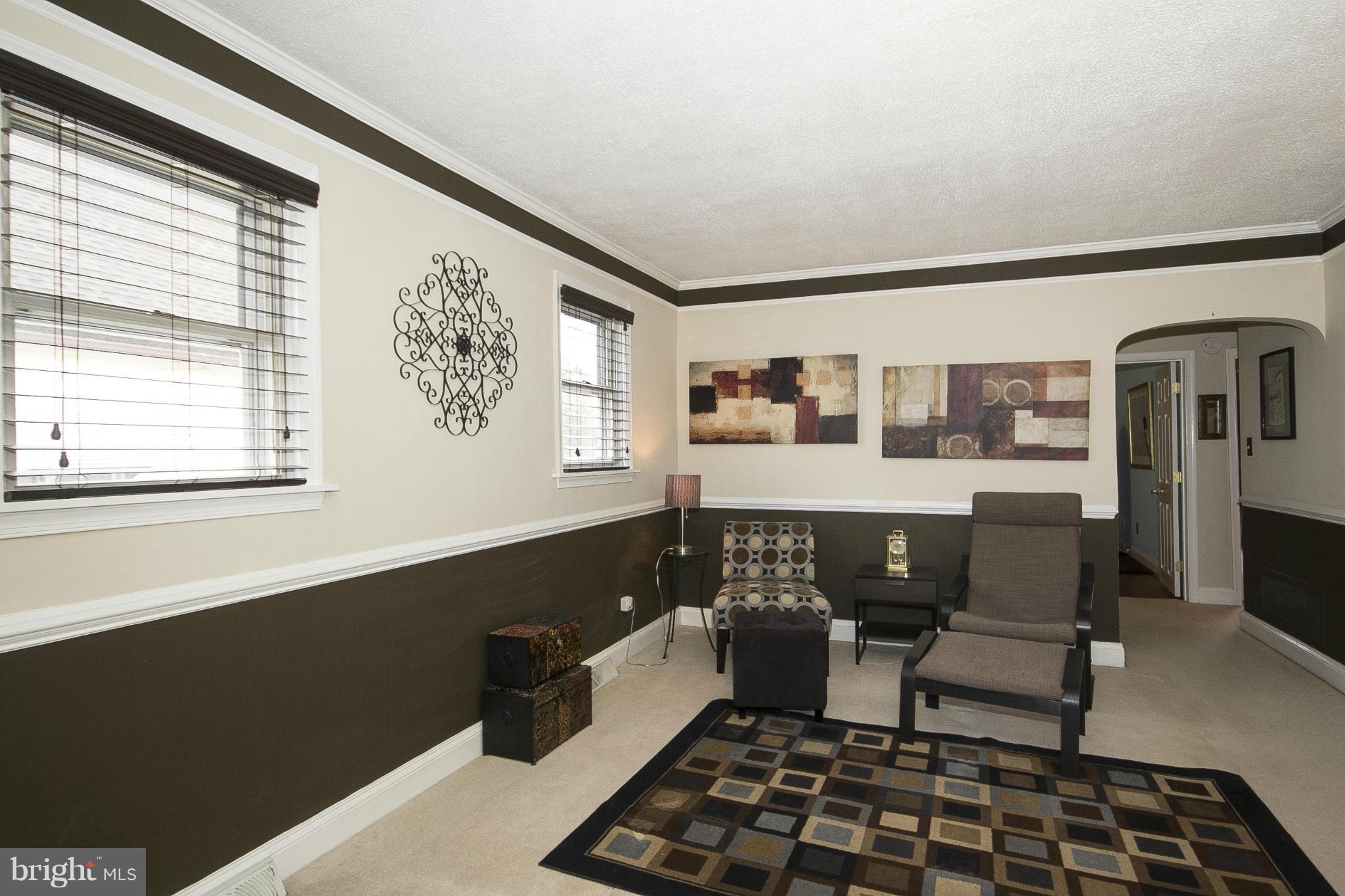 2724 Glendale Road Baltimore, MD 21234 - Photo 3 of 23 Family Room