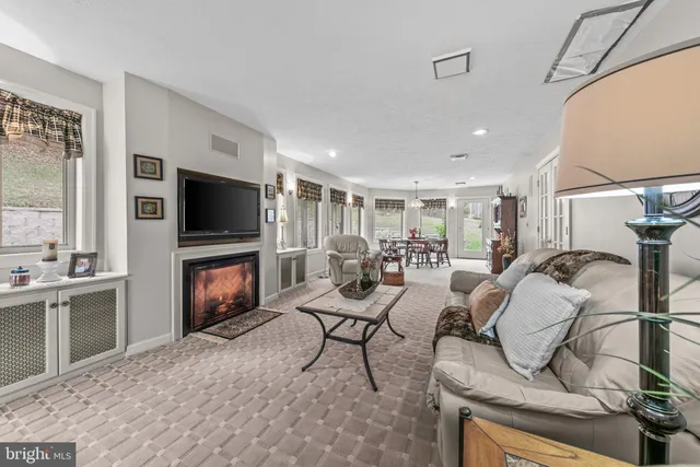 $435,000 | 125 Housel Road, Hopewell, PA 16650