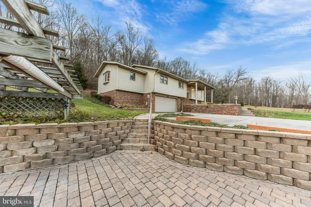 $435,000 | 125 Housel Road, Hopewell, PA 16650